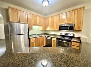 8221 SE Aspen Summit Dr UNIT 7, Portland, OR 97266