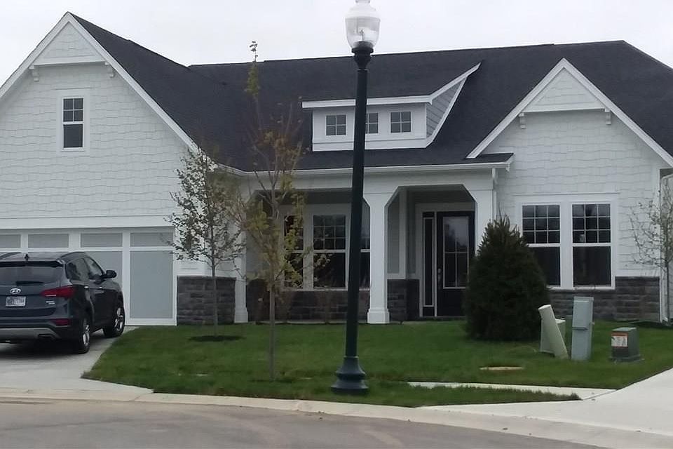 2nd image of 5359 Treeview Ct