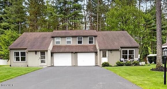1st image of 123 Thimbleberry Road