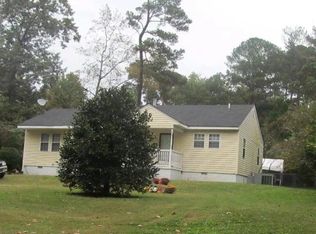 541 Rose Ln, Raleigh, NC 27610