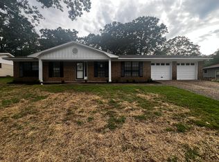 7 Greenview Cir, Sherwood, AR 72120