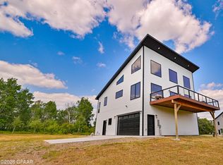11965 County Road 55, Walhalla, ND 58282