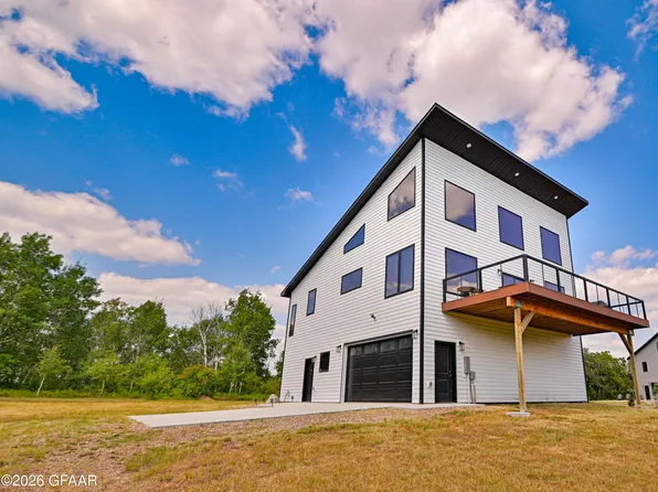 11965 County Road 55, Walhalla, ND 58282