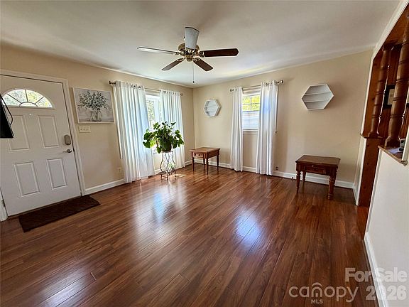 5th image of 4516 Brooktree Dr