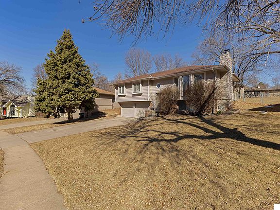 2nd image of 1005 Conestoga Rd