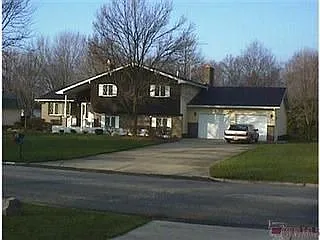 244 Fonderlac Dr SE photo 1