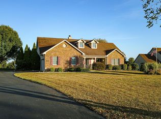 1855 E Glenhurst Dr NW, Lancaster, OH 43130