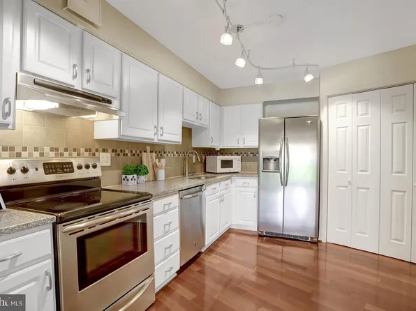 1600 N Oak St APT 732, Arlington, VA 22209