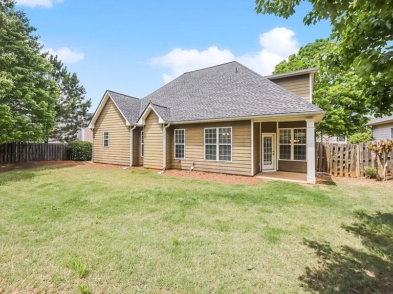 30 Camden Way — Photo 17