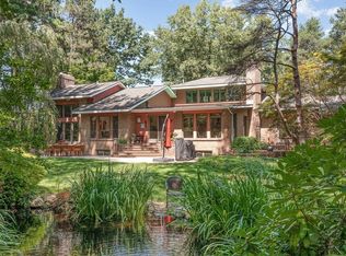 2911 Valley Dr, Midland, MI 48640