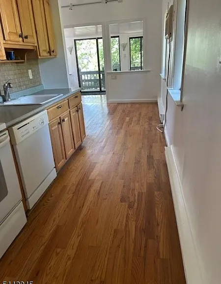 19 Windemere Ave #10 — Photo 9