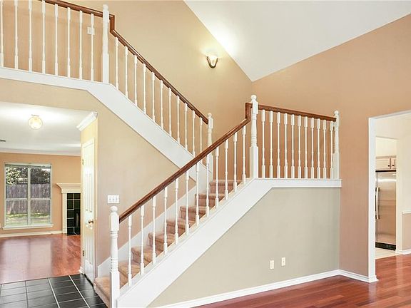 4th image of 4814 Lake Livingston Dr