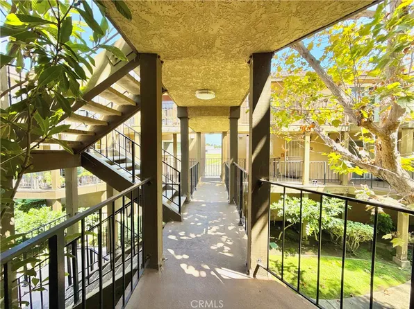 4201 W 5th St APT 229, Santa Ana, CA 92703