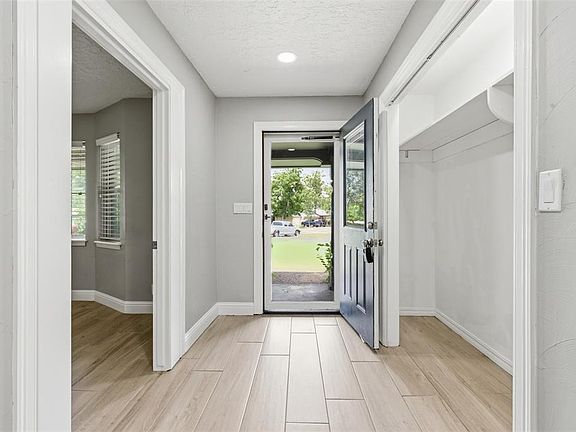 5th image of 1637 Pecan Ave