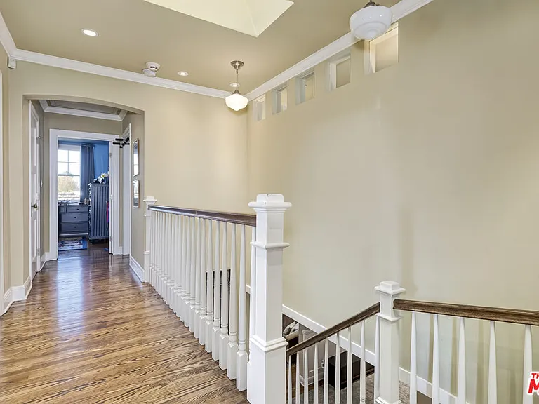 2855 Club Dr — Photo 23
