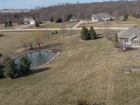3rd image of 30672 Deer Trail Dr