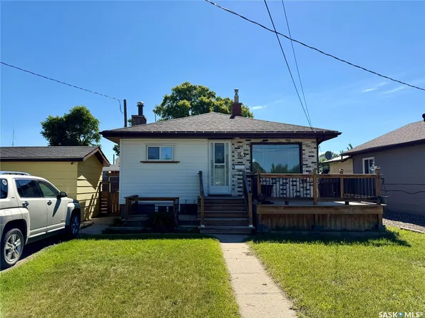 85 13th Avenue SE, Swift Current, SK S9H 3S1