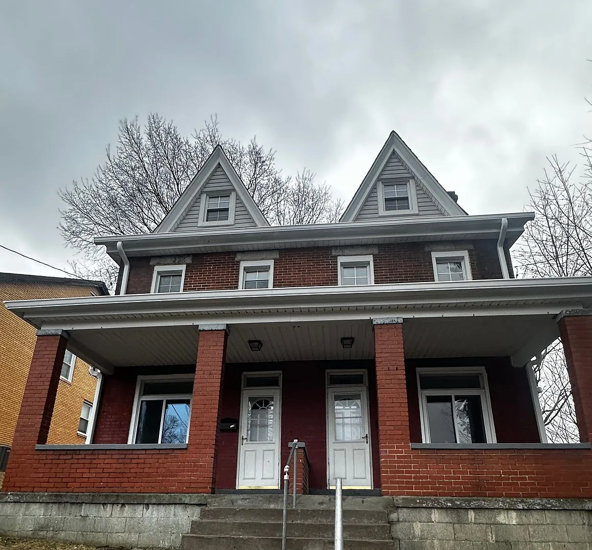 Building Photo - 117-119 Copperfield Ave
