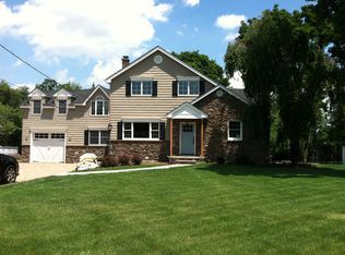 72 Cedar Grove Rd, Branchburg, NJ 08876