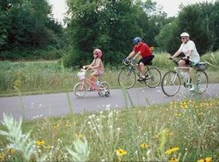 8300 Chestnut Ct, Victoria, MN 55386