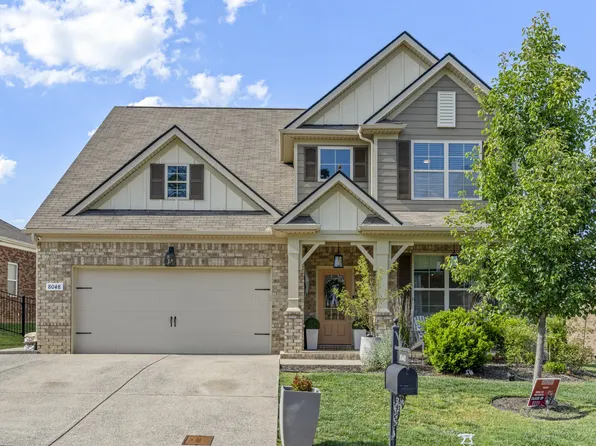 8048 Forest Hills Dr, Spring Hill, TN 37174