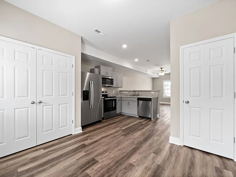 Meadow Hill Ln - 1167 — Photo 11