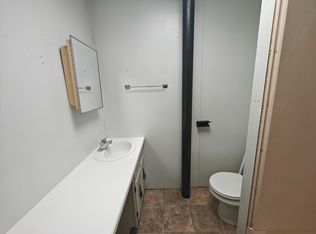 501 N Main St #8, Newton, KS 67114