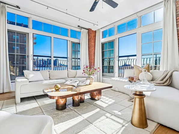 174 Washington Street image 4 of 32