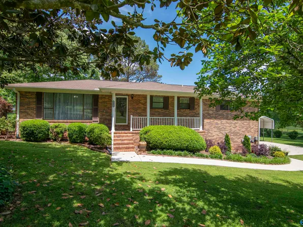 200 Powell St, Gurley, AL 35748