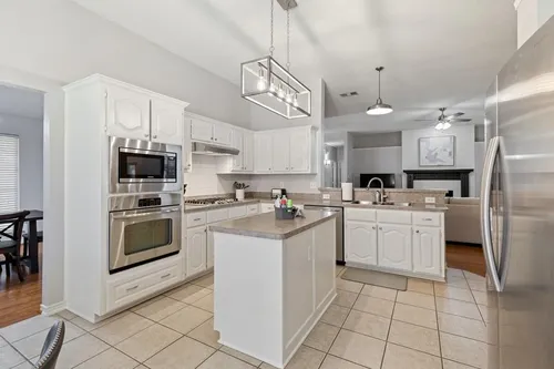 4819 Springtree Ln #ID1036306P Photo 1
