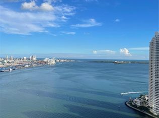 325 Biscayne Blvd #3526, Miami, FL 33130