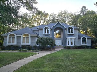 5723 Londonberrie Ct, Midland, MI
