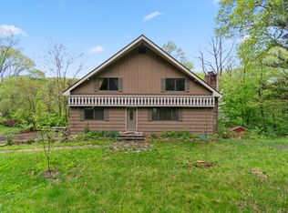31 Turkey Plain Rd, Bethel, CT 06801