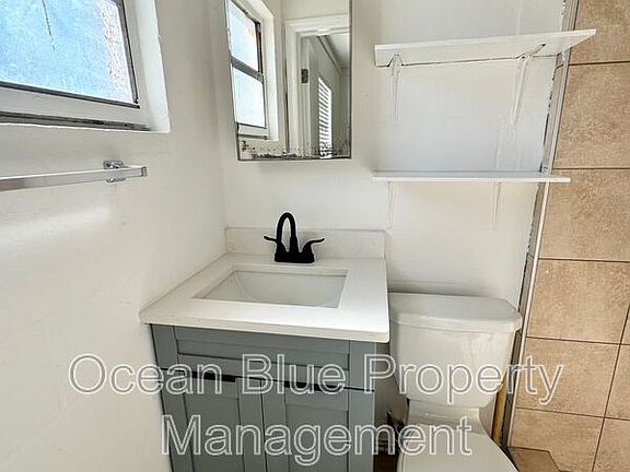 5th image of 1209 E 124th Ave APT A