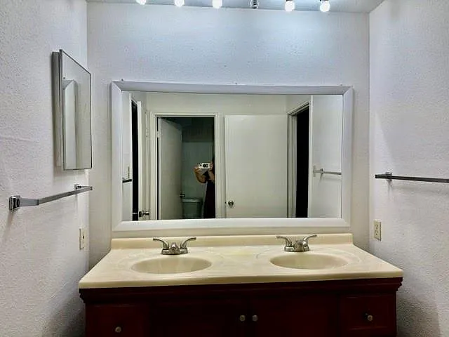 8055 Cambridge St #71 — Photo 19