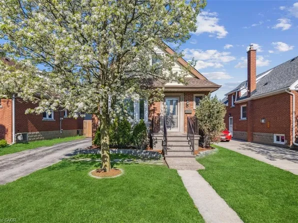 20 Buchanan St, Hamilton, ON L9A 2V8