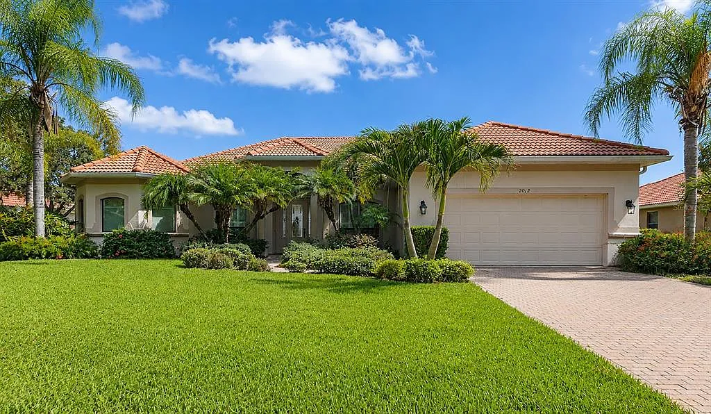 3 bed, 3.0 bath, 2623 sqft, $3,500 — Photo 1