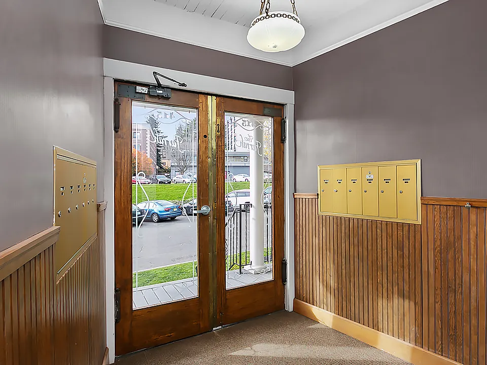 415 Fawcett Ave #6