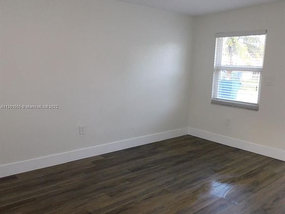 5th image of 108 NW 48th Ave #108
