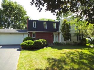 40 Boniface Dr, Rochester, NY 14620