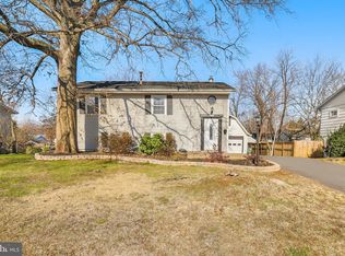 707 S Birch St, Sterling, VA 20164