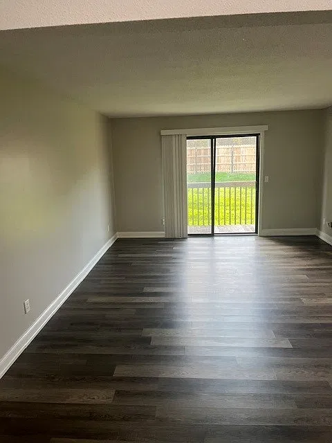 9503 University Ave #8