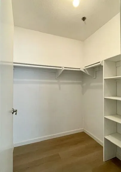 420 S Harvard Blvd #301 — Photo 10