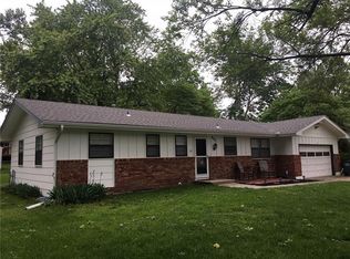 1600 S King Ave, Harrisonville, MO 64701