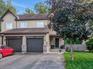 938 Payer St, Clarence Rockland, ON K4K 1N2