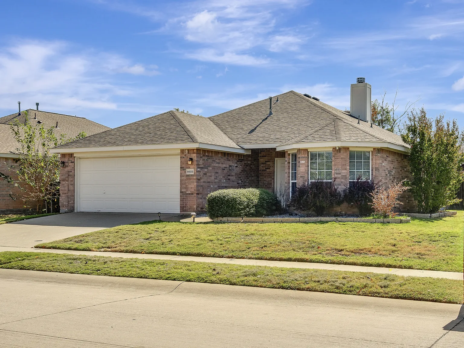 9905 Tyler Dr — Photo 3