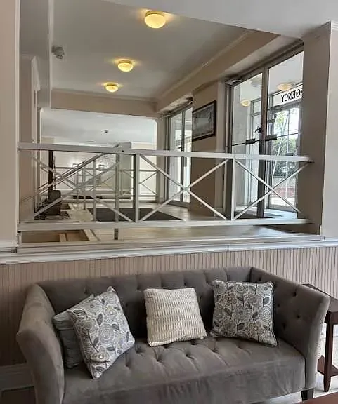 100 Lincoln Ave — Photo 6