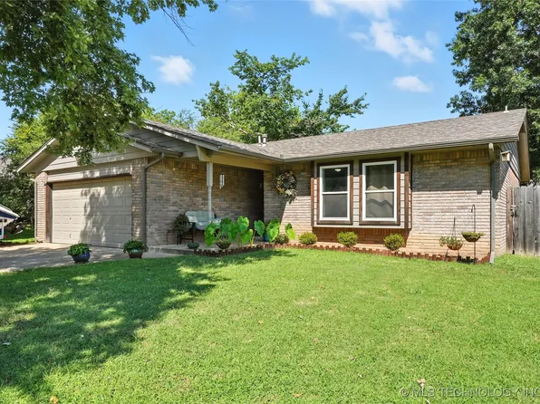 4517 S Cedar Ave, Broken Arrow, OK 74011