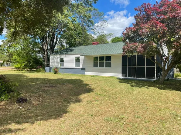918 Dexter St NE, Aiken, SC 29801