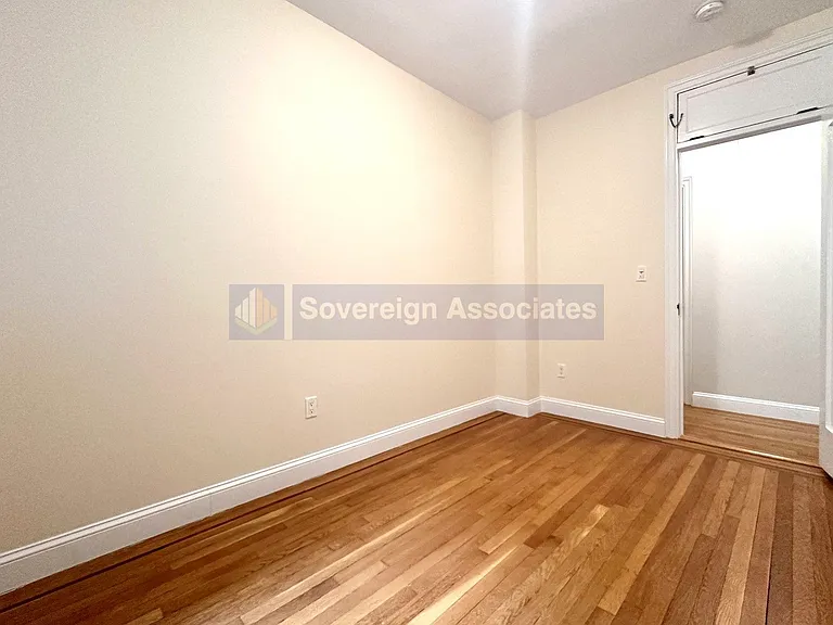 567 Fort Washington Ave #32 — Photo 8